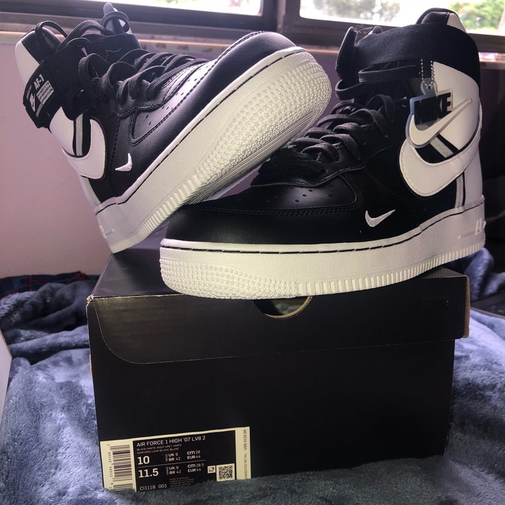 Air Force 1 High ‘07 LV8 2